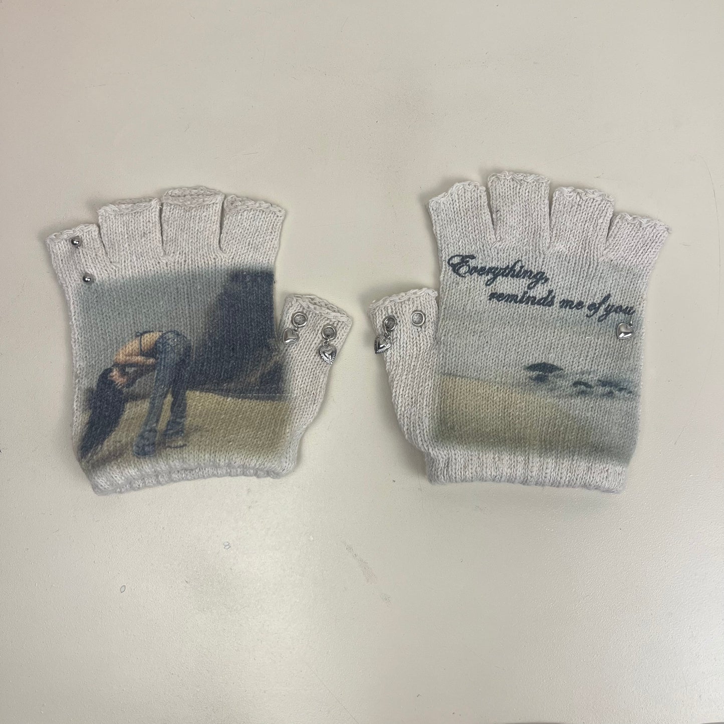 ෆ malibu gloves ₊˚⊹